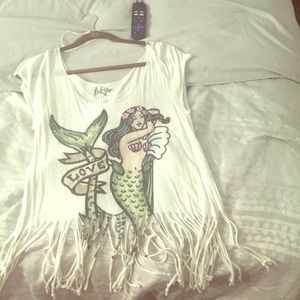 Cute Mermaid Tee with fringe on the bottom!